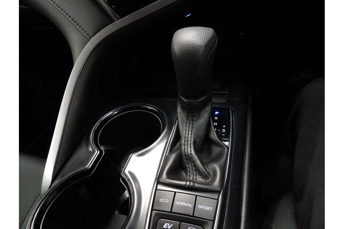 2019 Toyota Camry Ascent AXVH71R