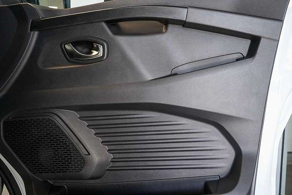 2024 Renault Trafic Premium X82 LWB