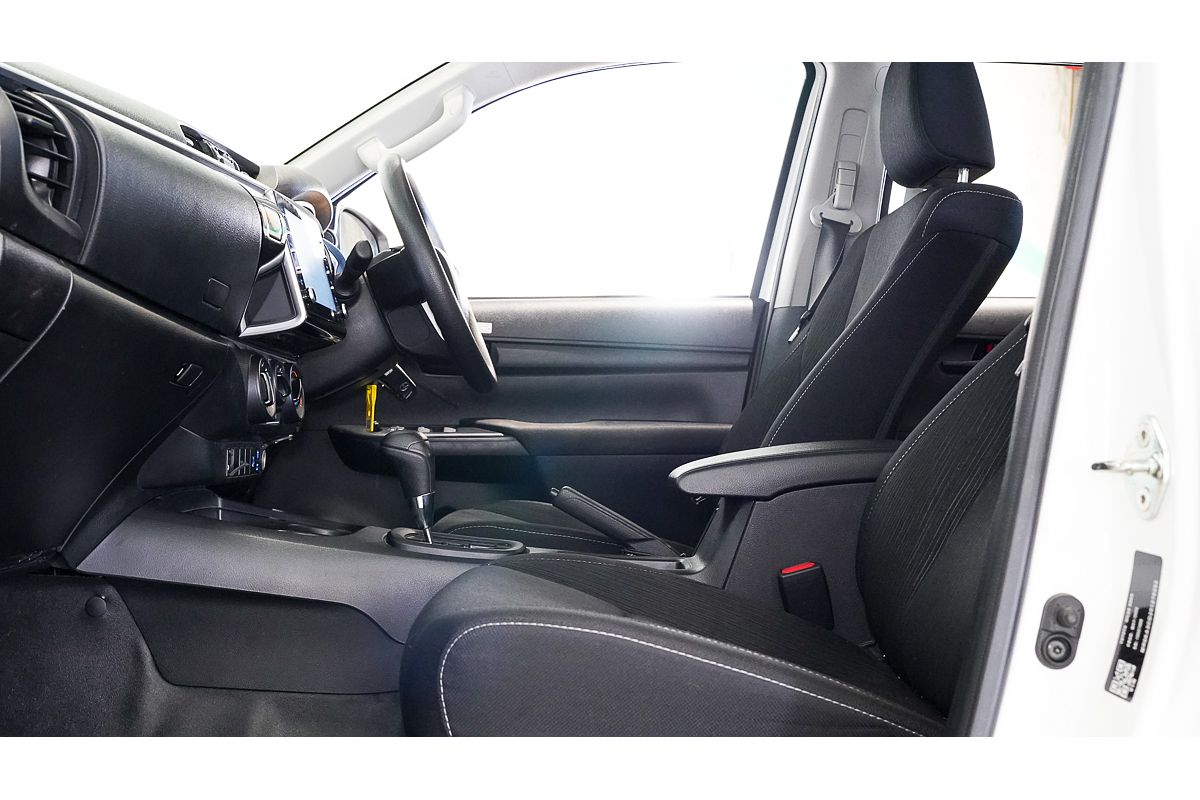 2022 Toyota Hilux SR GUN126R 4X4