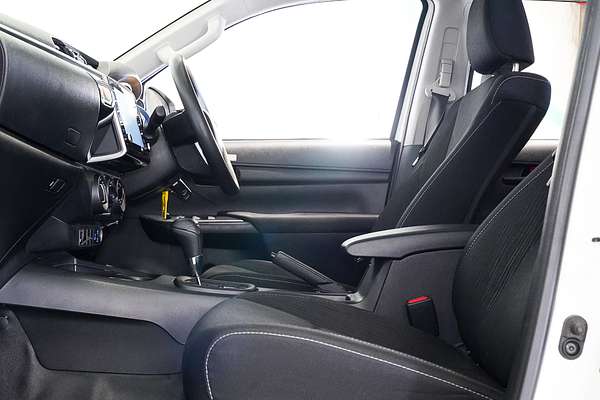 2022 Toyota Hilux SR GUN126R 4X4
