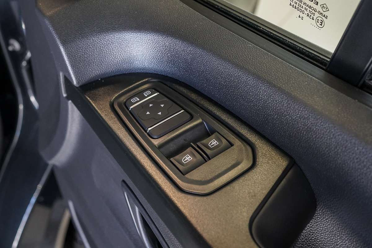 2024 Renault Trafic Pro X82 SWB Low Roof