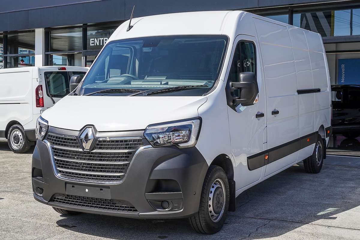 2024 Renault Master Pro 110kW X62 Phase 2 LWB Mid Roof