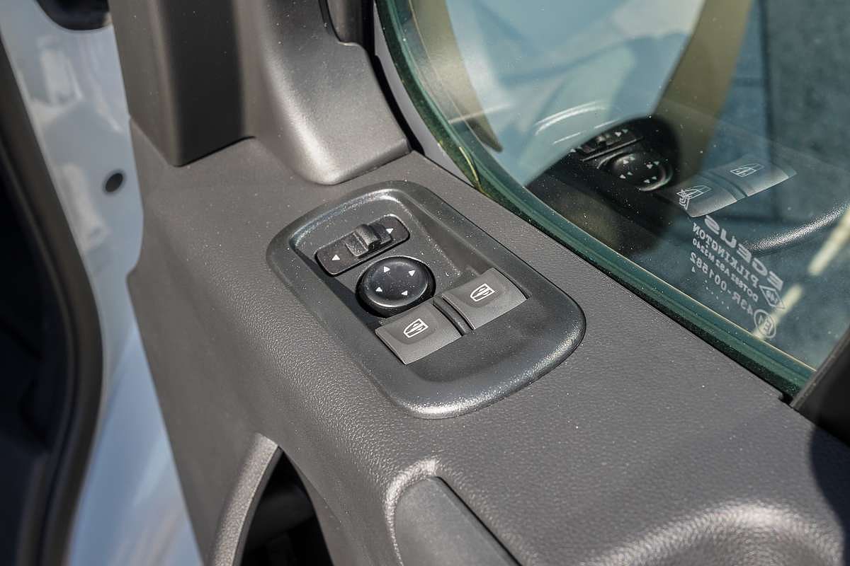 2024 Renault Master Pro 110kW X62 Phase 2 LWB Mid Roof