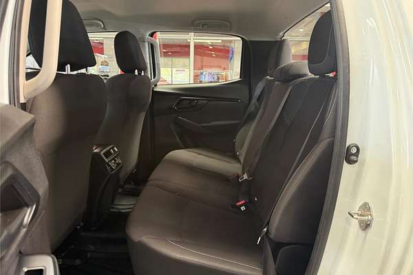 2022 Isuzu D-MAX SX High Ride Rear Wheel Drive