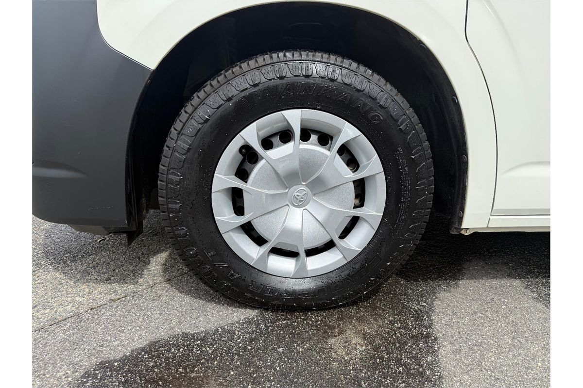 2020 Toyota Hiace Commuter GDH322R ELWB High Roof