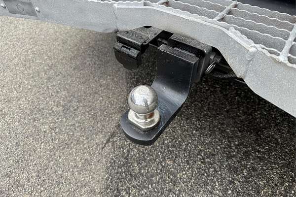 2020 Toyota Hiace Commuter GDH322R ELWB High Roof