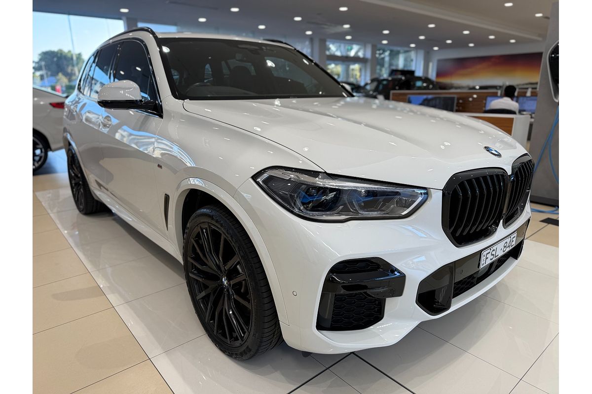 2023 BMW X5 M50i G05