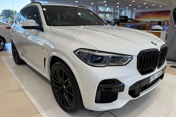 2023 BMW X5 M50i G05
