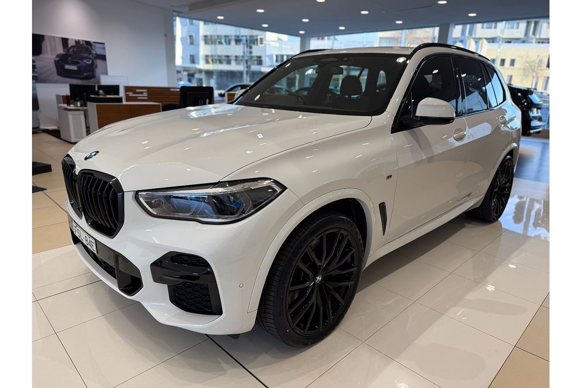 2023 BMW X5 M50i G05