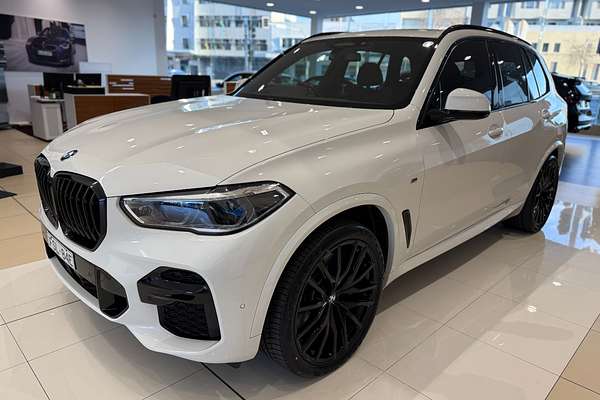 2023 BMW X5 M50i G05