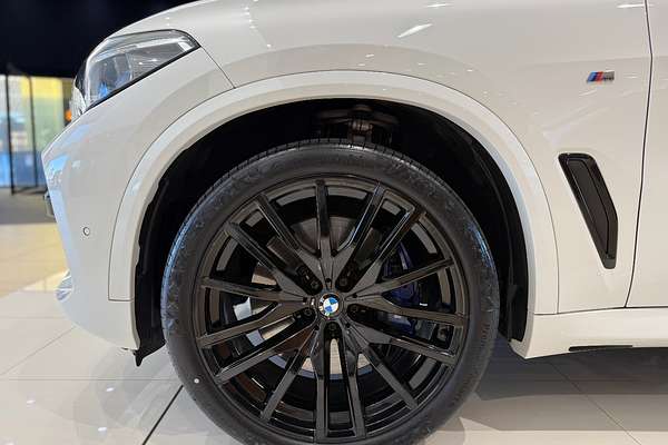 2023 BMW X5 M50i G05