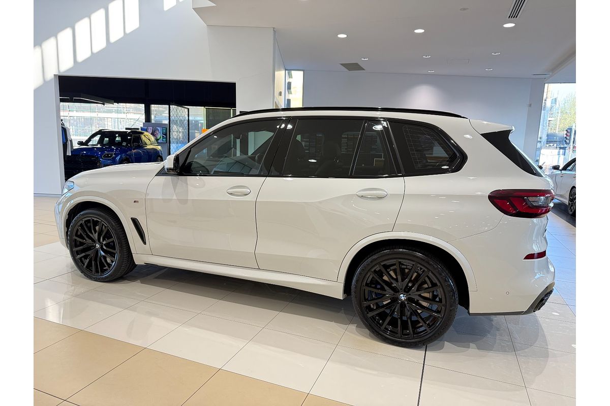 2023 BMW X5 M50i G05