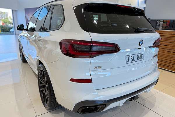 2023 BMW X5 M50i G05