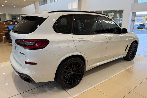 2023 BMW X5 M50i G05