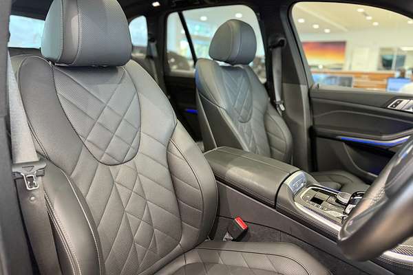 2023 BMW X5 M50i G05