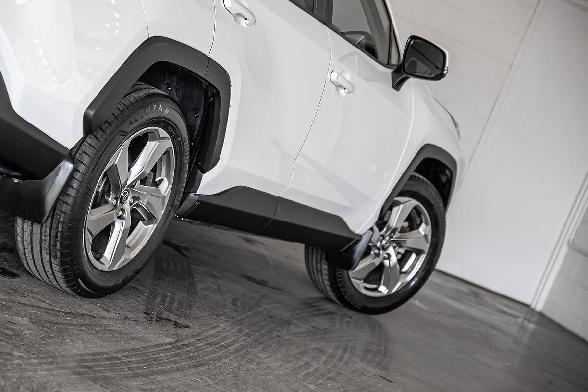 2021 Toyota RAV4 GXL MXAA52R