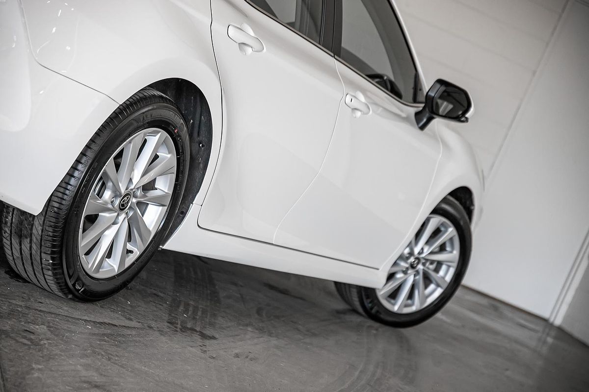 2024 Toyota Camry Ascent AXVA70R
