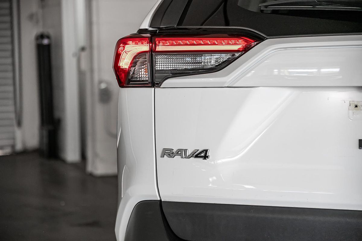 2021 Toyota RAV4 GXL MXAA52R