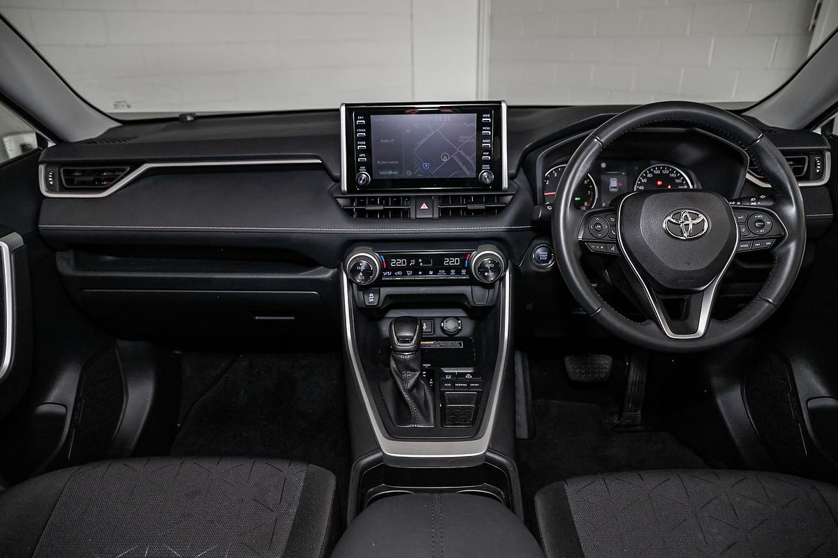 2021 Toyota RAV4 GXL MXAA52R