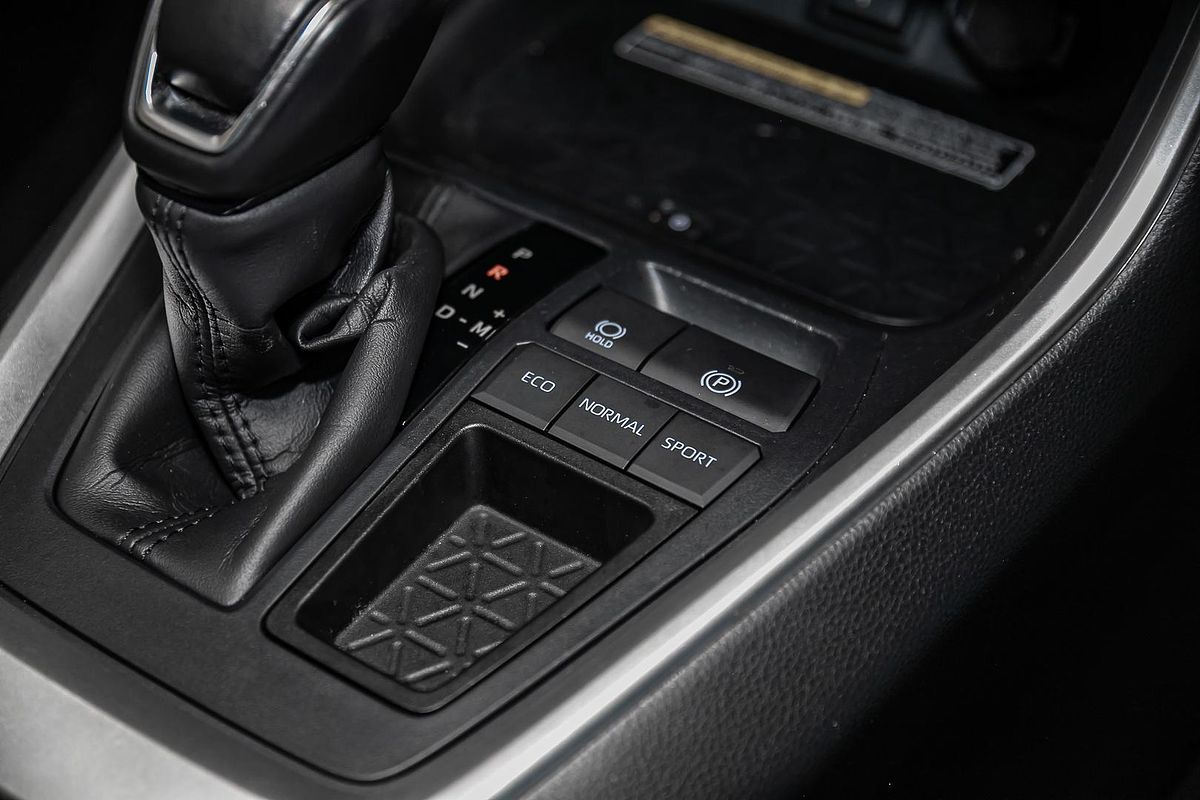 2021 Toyota RAV4 GXL MXAA52R