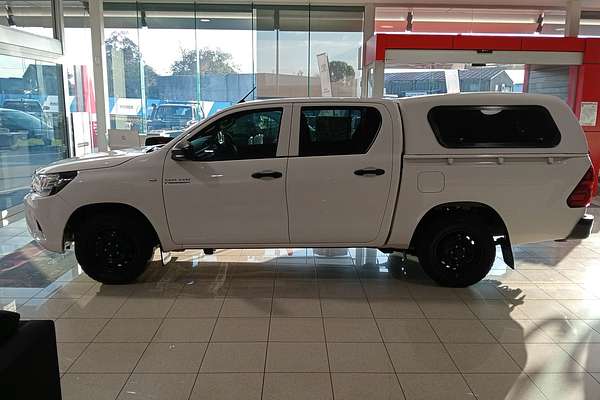 2016 Toyota Hilux Workmate GUN122R Rear Wheel Drive