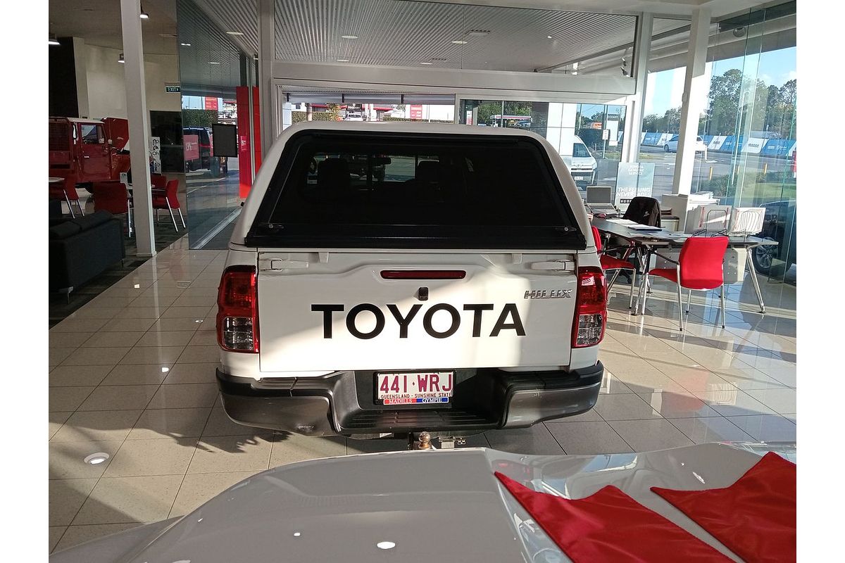2016 Toyota Hilux Workmate GUN122R Rear Wheel Drive