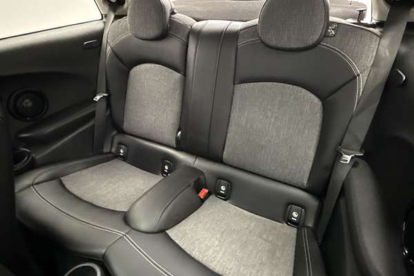 2020 MINI Hatch Cooper F56 LCI