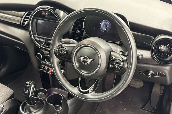 2020 MINI Hatch Cooper F56 LCI