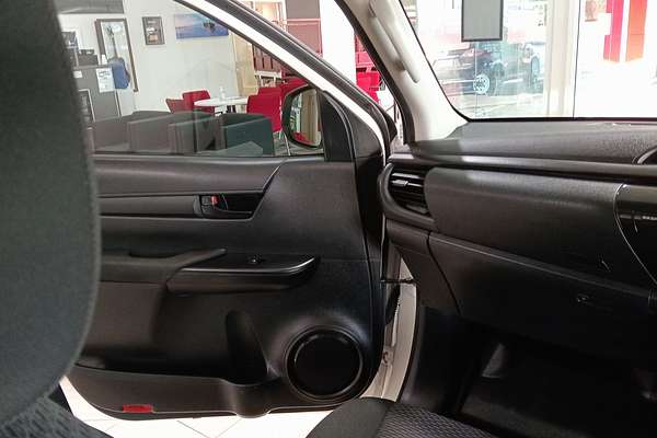 2016 Toyota Hilux Workmate GUN122R Rear Wheel Drive