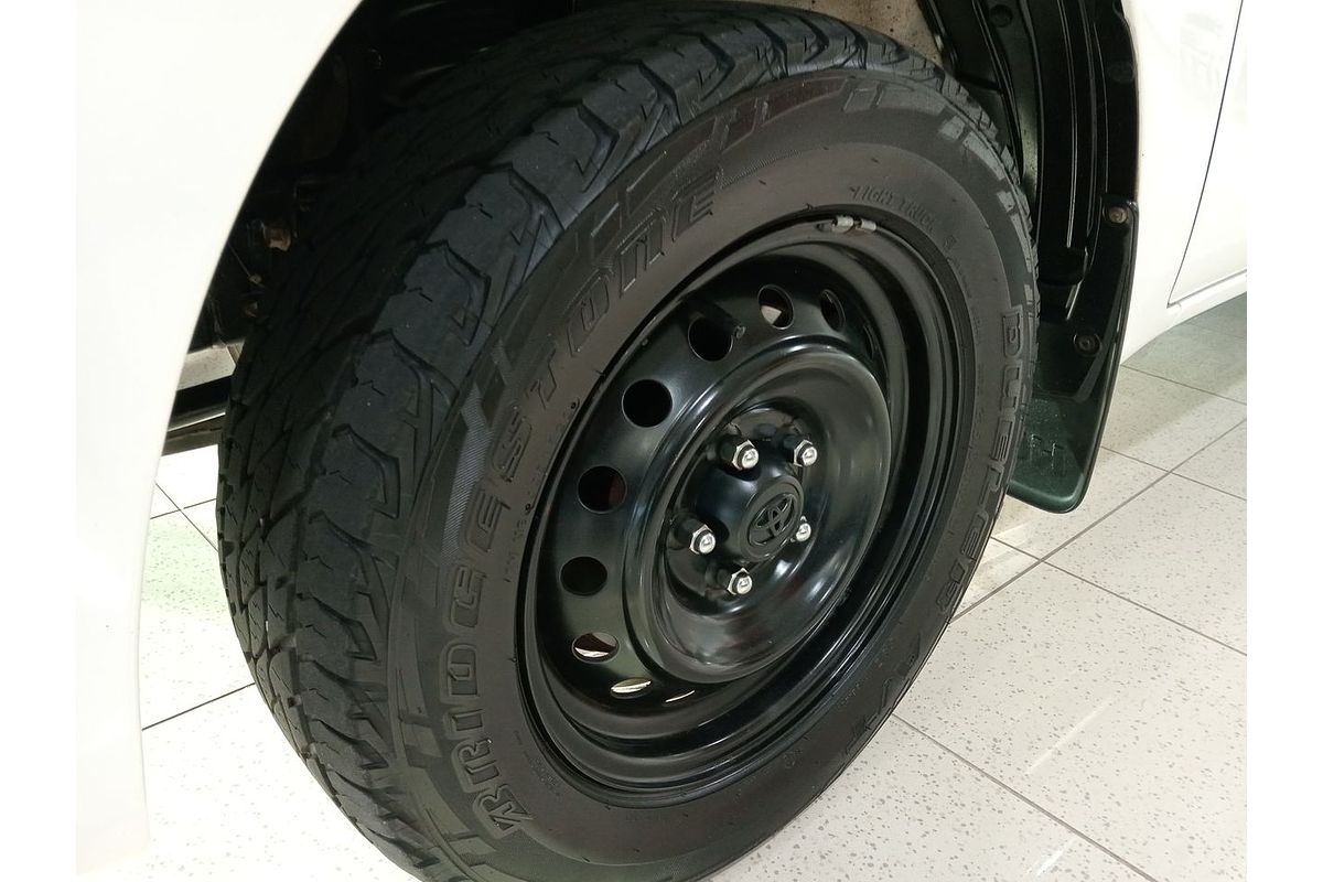 2016 Toyota Hilux Workmate GUN122R Rear Wheel Drive