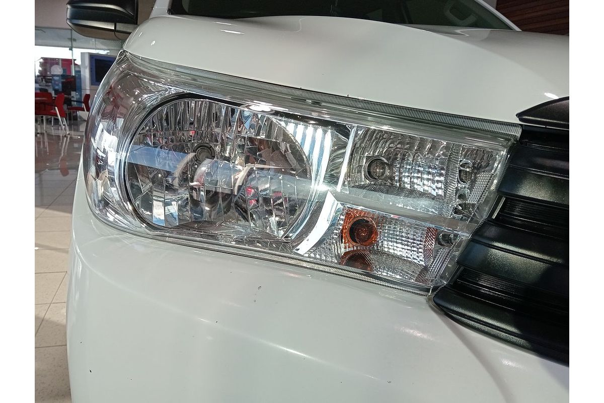 2016 Toyota Hilux Workmate GUN122R Rear Wheel Drive