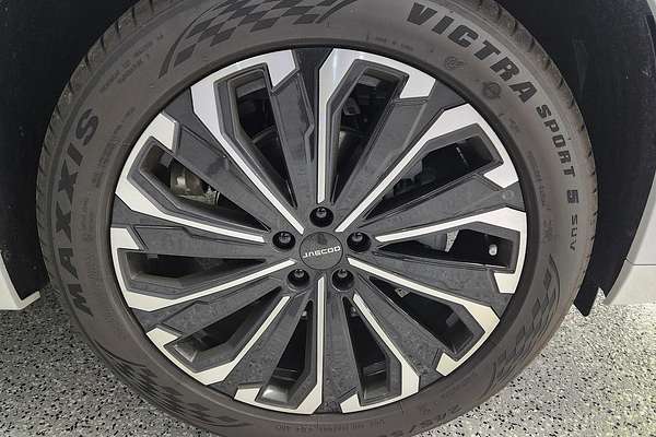 2025 Jaecoo J8 Track