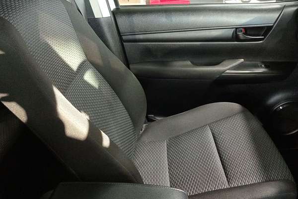 2016 Toyota Hilux Workmate GUN122R Rear Wheel Drive