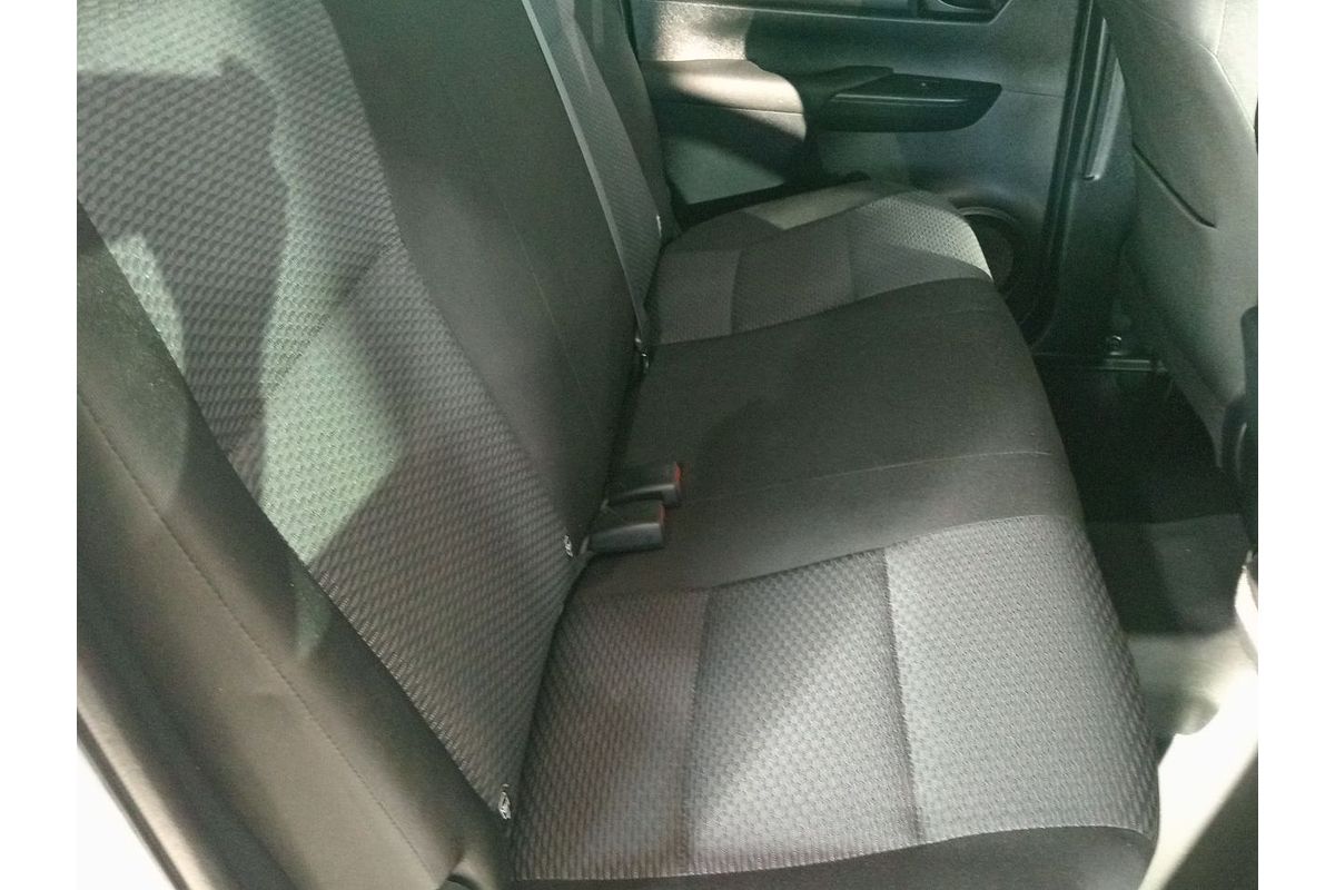 2016 Toyota Hilux Workmate GUN122R Rear Wheel Drive