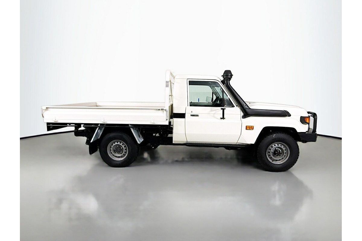 2024 Toyota Landcruiser Workmate VDJL79R 4X4