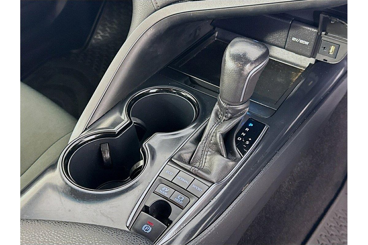2020 Toyota Camry Ascent Sport AXVH71R