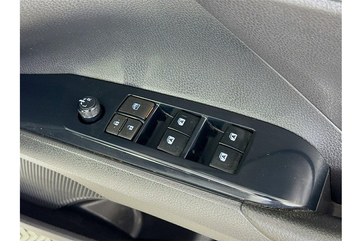 2020 Toyota Camry Ascent Sport AXVH71R