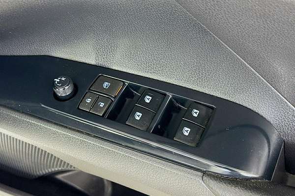 2020 Toyota Camry Ascent Sport AXVH71R