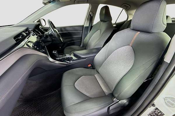 2020 Toyota Camry Ascent Sport AXVH71R