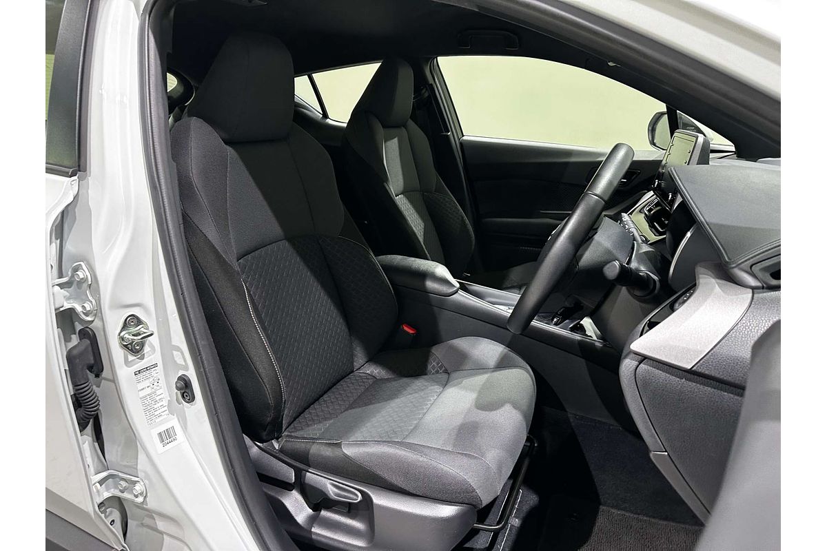 2023 Toyota C-HR GXL NGX10R