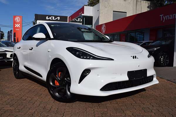 2025 MG IM6 Platinum S12L