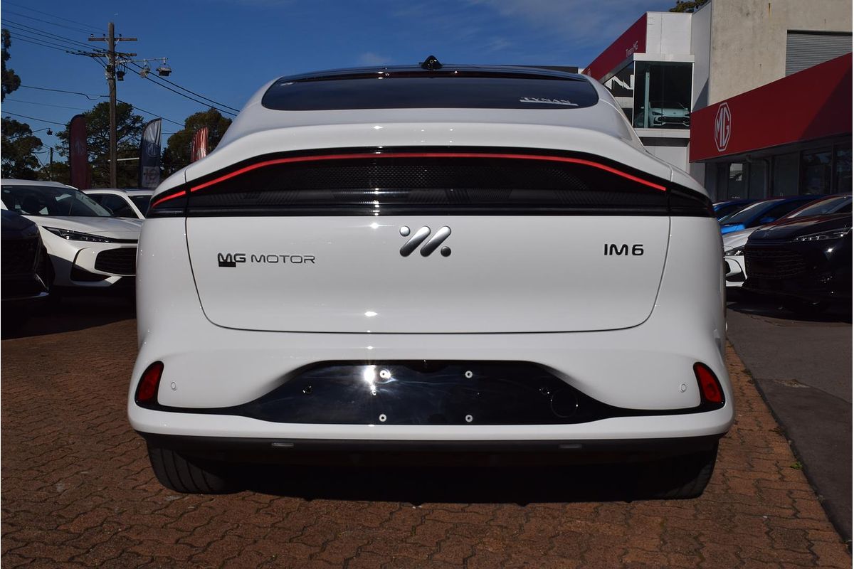 2025 MG IM6 Platinum S12L