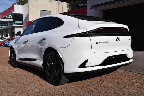2025 MG IM6 Platinum S12L