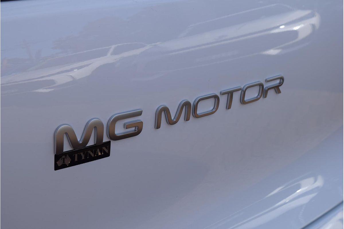 2025 MG IM6 Platinum S12L