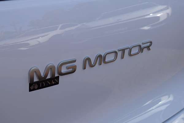 2025 MG IM6 Platinum S12L