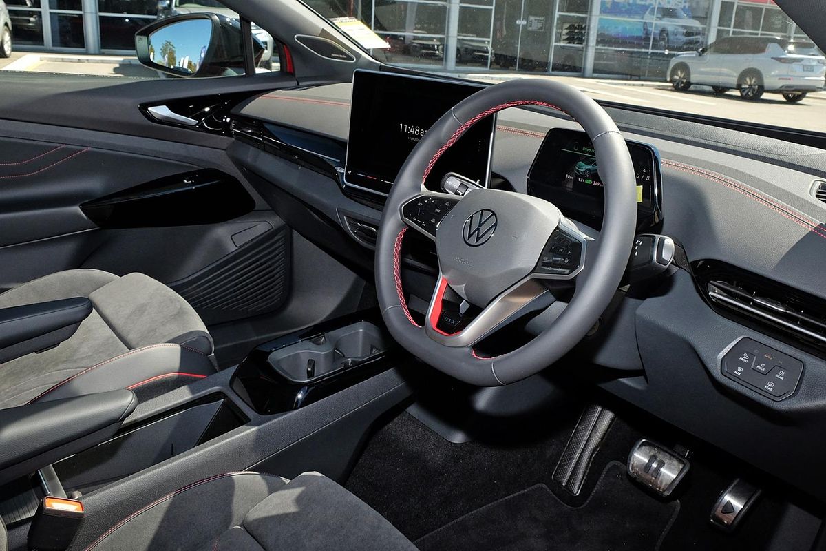 2025 Volkswagen ID.4 GTX E2