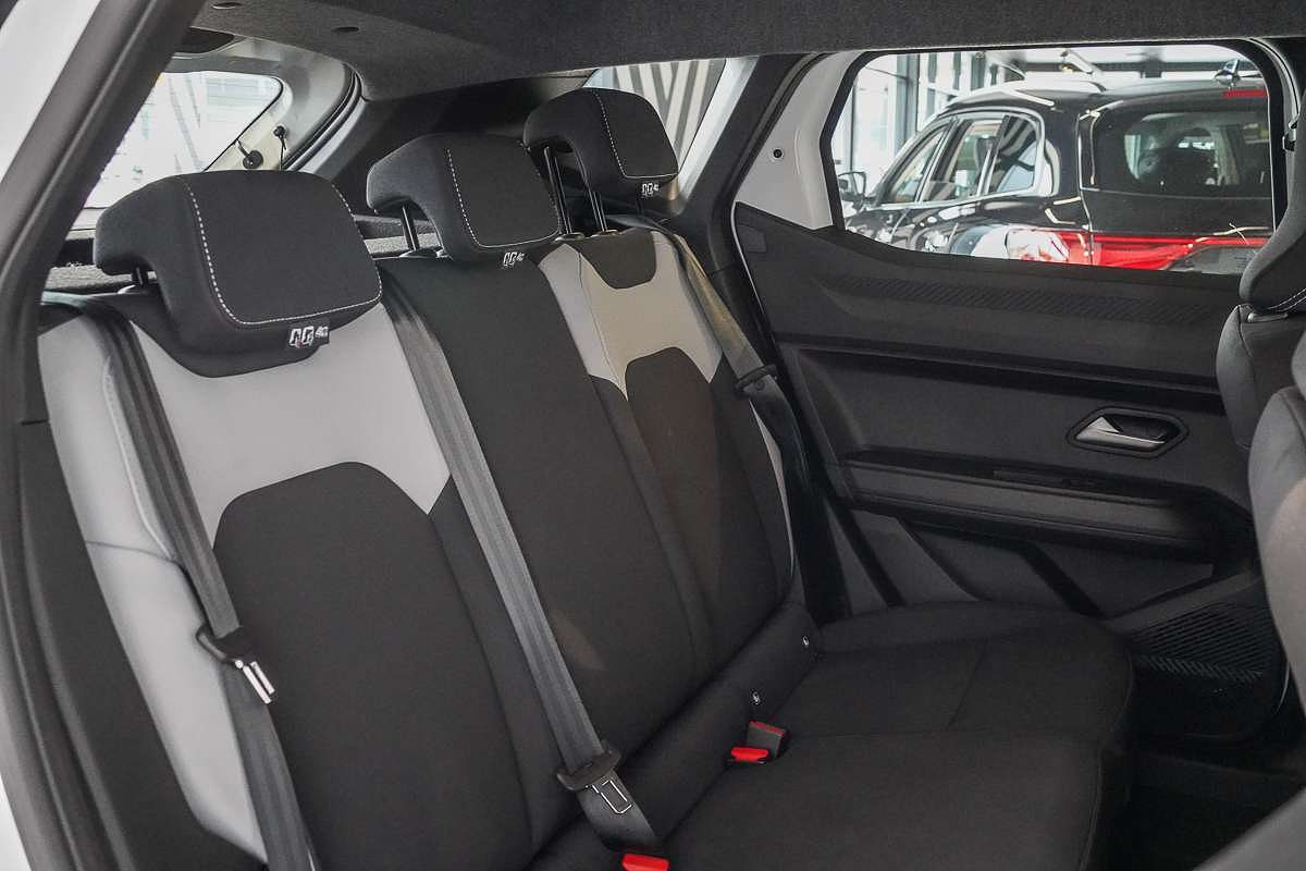 2025 Renault Duster Techno X1311