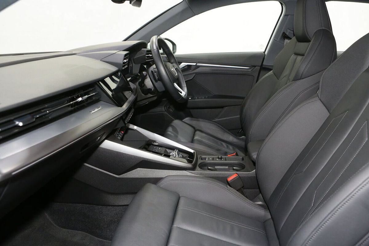 2023 Audi A3 40 TFSI S line GY