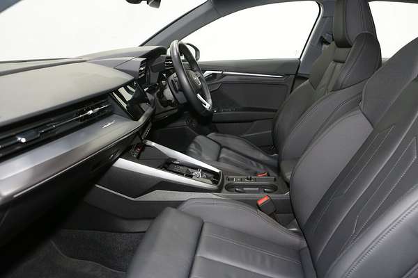 2023 Audi A3 40 TFSI S line GY