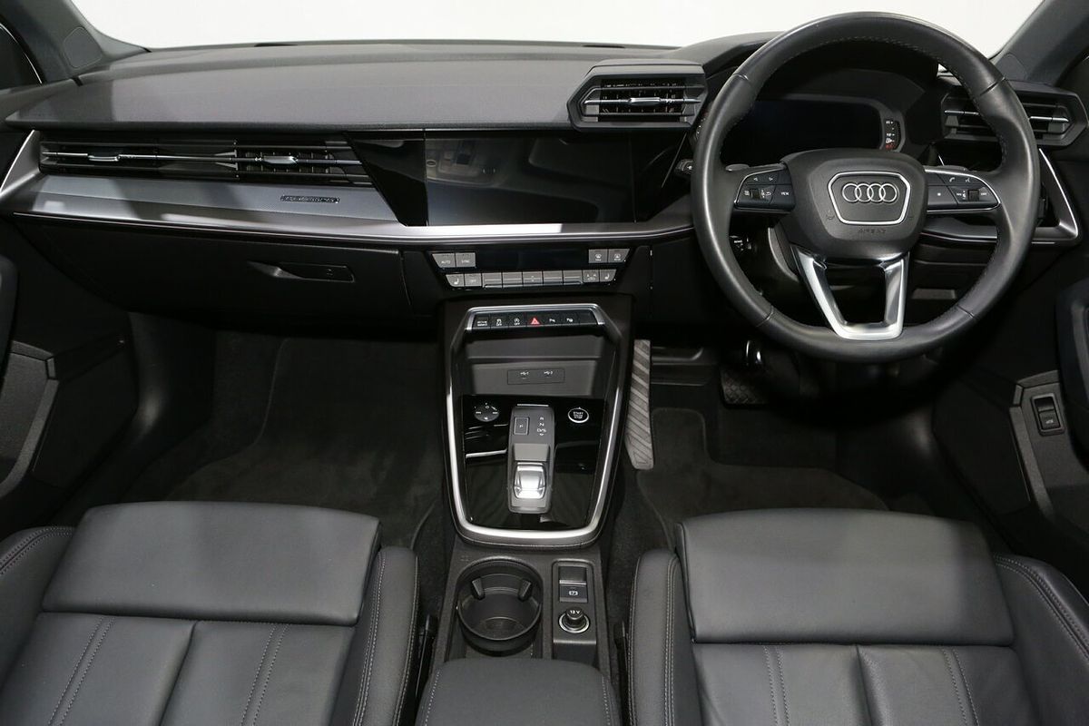2023 Audi A3 40 TFSI S line GY